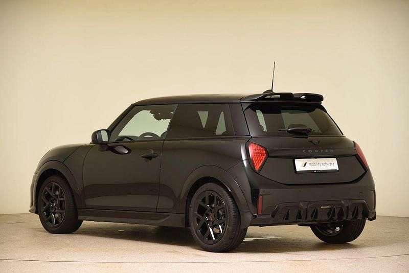 Gebraucht Mini John Cooper Works 156 PS (114 kW) 2024 Schwarz Kleinwagen