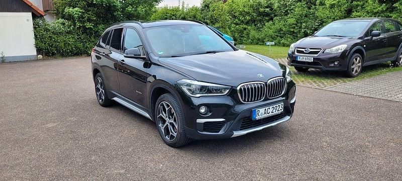 Schwarz Gebraucht 2016 BMW X1 xLine SUV | 14.300 € (Fairer Preis) - Bild 1/4