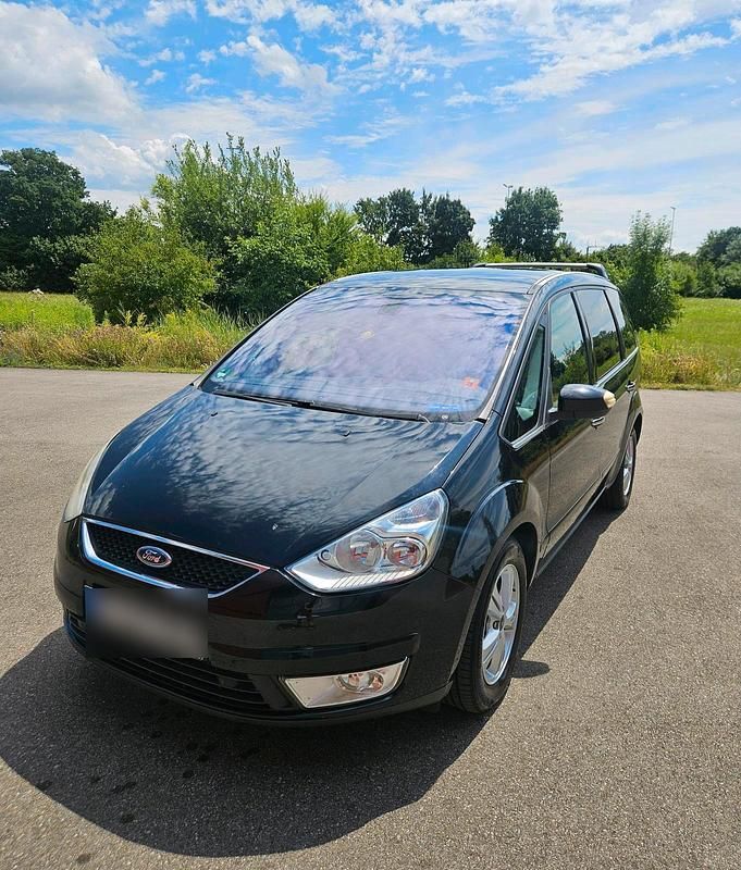 Schwarz Gebraucht 2009 Ford Galaxy Titanium Van / Kleinbus | 4.900 € (Guter Preis) - Bild 1/4
