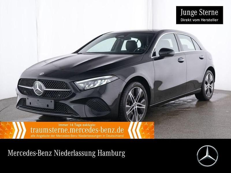 Schwarz Gebraucht 2024 Mercedes A250 Advanced Plus Limousine | 30.990 € (Superpreis) - Bild 1/3