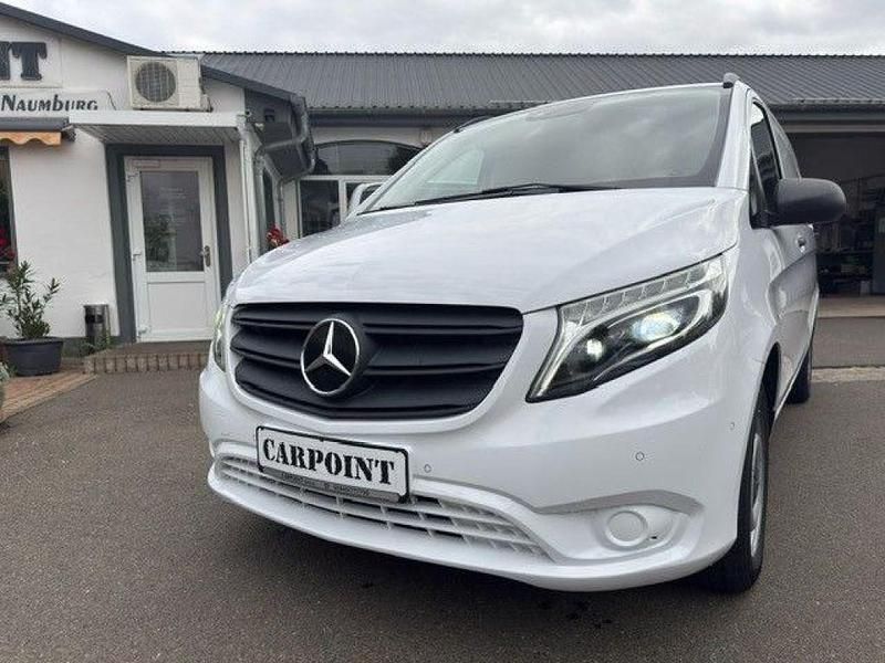 Arktikweiss Gebraucht 2021 Mercedes Vito Van / Kleinbus | 27.499 € (Superpreis) - Bild 1/4