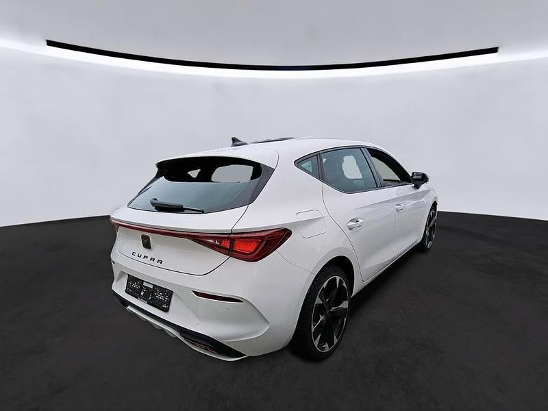 Gebraucht Cupra Leon VZ 204 PS (150 kW) 2022 Weiß Limousine