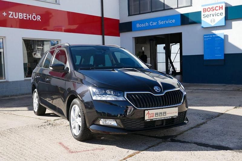 Schwarz Gebraucht 2020 Skoda Fabia Style Kombi | 11.990 € (Guter Preis) - Bild 1/4