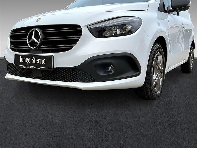 Gebraucht Mercedes Citan 112 116 PS (85 kW) 2025 Arktikweiß Limousine