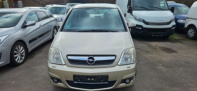 Gebraucht Opel Meriva Edition 105 PS (77 kW) 2008 Gold Van / Kleinbus