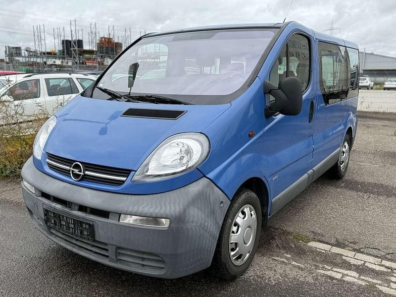 Blau Gebraucht 2003 Opel Vivaro Van / Kleinbus | 4.699 € - Bild 1/4