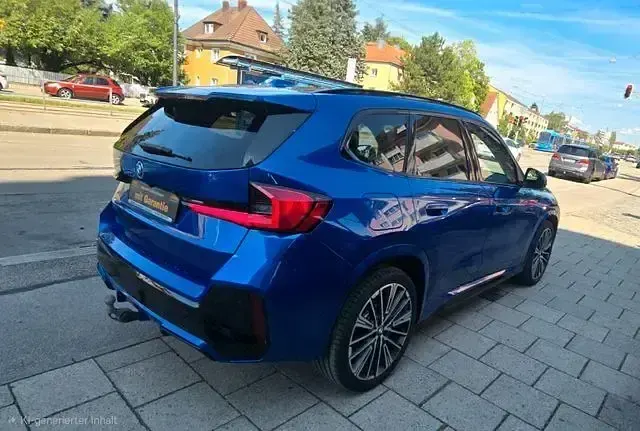 Gebraucht BMW X1 M Sport 197 PS (144 kW) 2024 Blau SUV