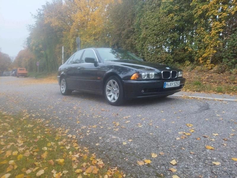 Schwarz Gebraucht 2000 BMW 525 Limousine | 3.500 € (Fairer Preis) - Bild 1/4
