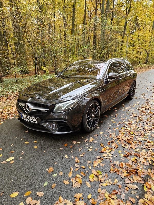 Gebraucht Mercedes E63S AMG AMG 612 PS (450 kW) 2018 Schwarz Kombi