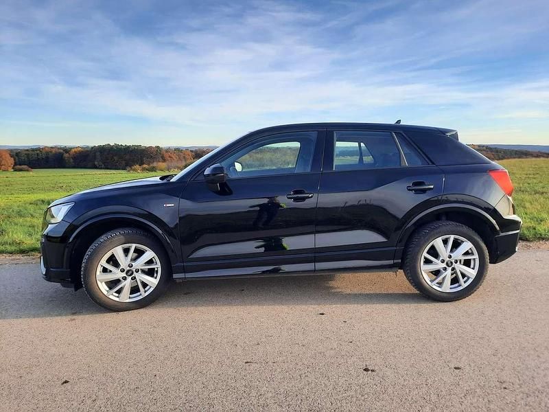 Gebraucht Audi Q2 S-Line 150 PS (110 kW) 2023 Schwarz SUV