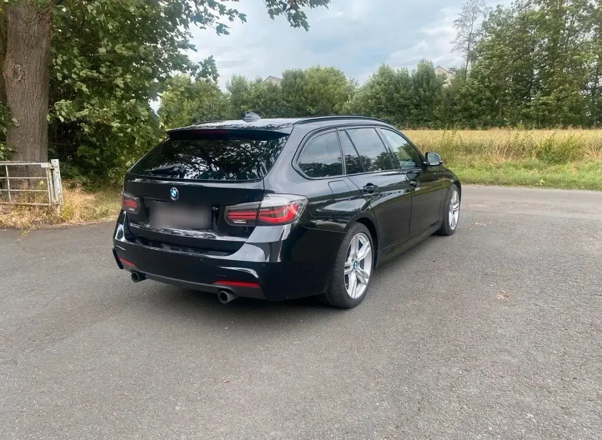 Gebraucht BMW 330 260 PS (191 kW) 2013 Schwarz Kombi
