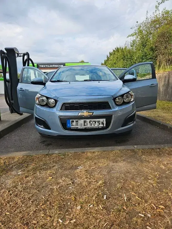 Gebraucht Chevrolet Aveo LT 86 PS (63 kW) 2013 Blau Limousine