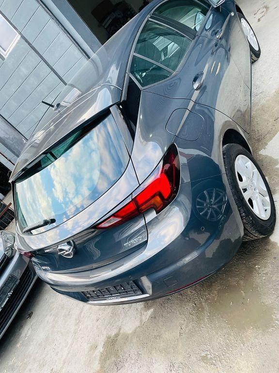 Gebraucht Opel Astra 150 PS (110 kW) 2016 Grau Limousine