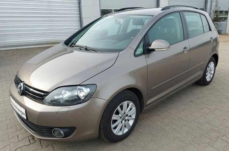 Braun Gebraucht 2011 VW Golf Plus Van / Kleinbus | 6.600 € (Fairer Preis) - Bild 1/2