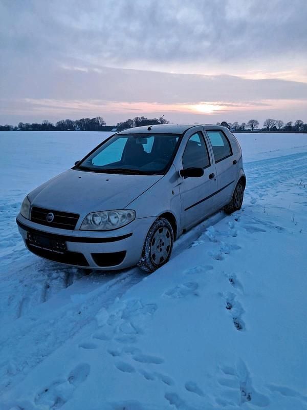 Silber Gebraucht 2003 Fiat Punto Kleinwagen | 450 € (Guter Preis) - Bild 1/4