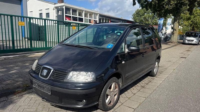 Schwarz Gebraucht 2008 Seat Alhambra Vigo Van / Kleinbus | 2.750 € (Guter Preis) - Bild 1/4