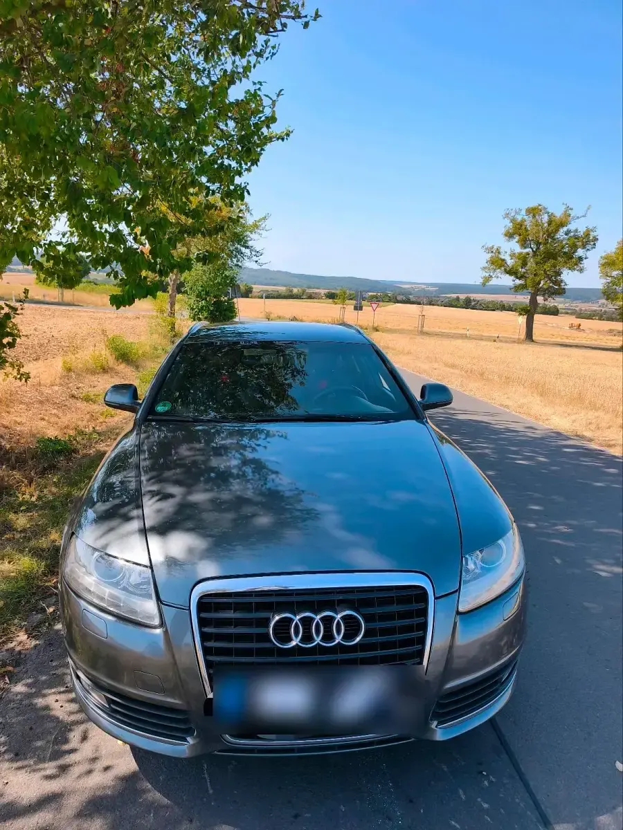 Gebraucht Audi A6 190 PS (139 kW) 2010 Grau Kombi