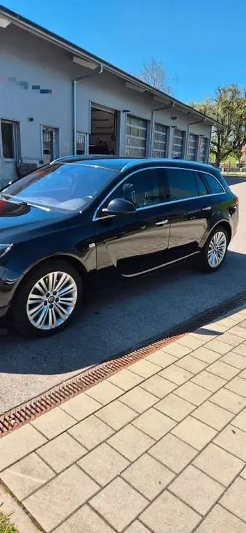 Gebraucht Opel Insignia Business Edition 250 PS (183 kW) 2017 Schwarz Kombi