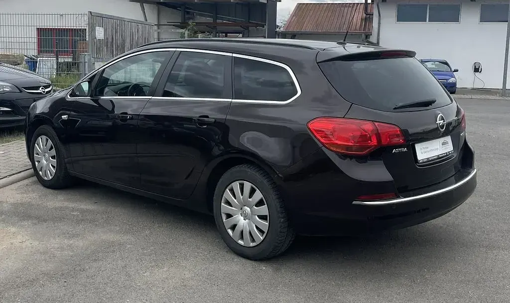 Gebraucht Opel Astra Style 140 PS (102 kW) 2015 Braun Kombi