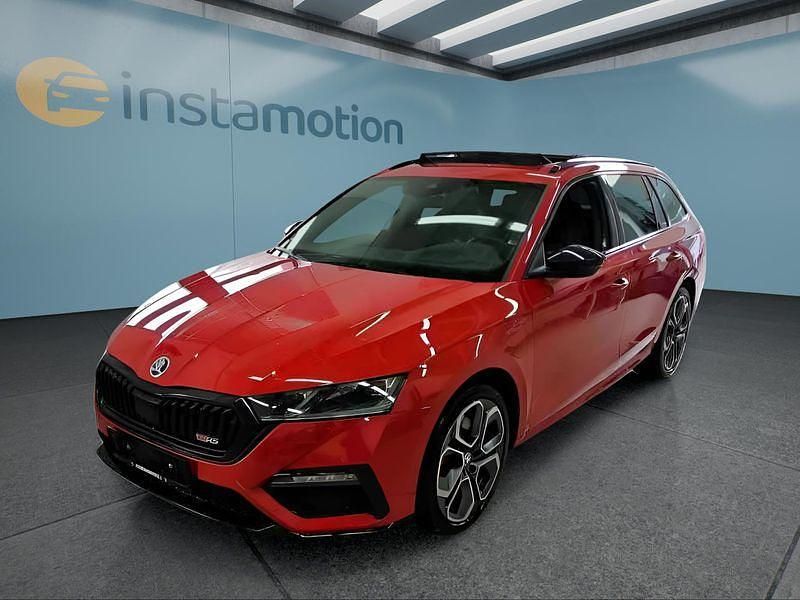 Rot Gebraucht 2023 Skoda Octavia RS Kombi | 34.549 € (Teuer) - Bild 1/4