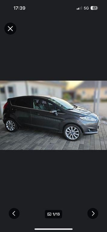 Gebraucht Ford Fiesta Titanium 101 PS (74 kW) 2015 Grau Limousine