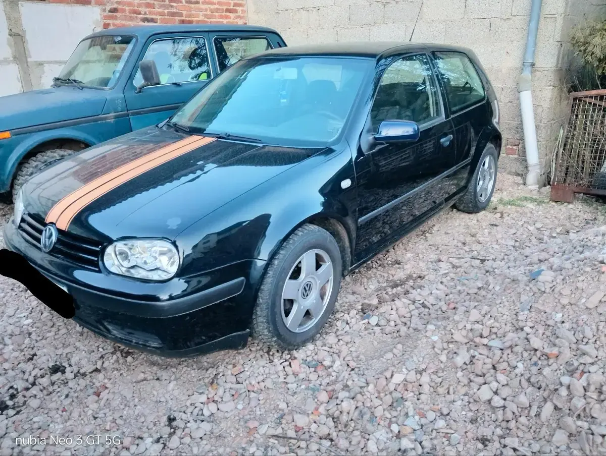 Gebraucht VW Golf IV 75 PS (55 kW) 2003 Schwarz Kleinwagen