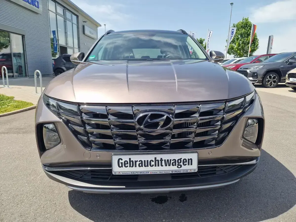 Gebraucht Hyundai Tucson Prime 150 PS (110 kW) 2021 Silky bronze / met SUV