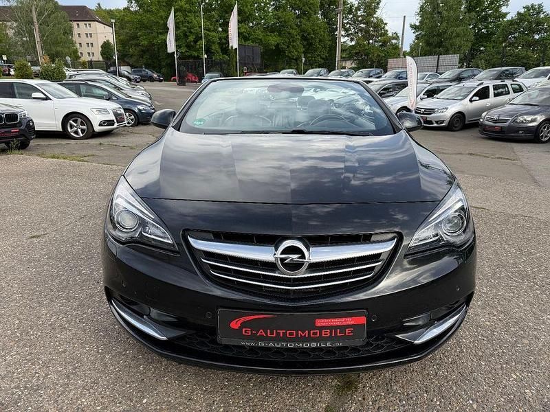 Gebraucht Opel Cascada Innovation 194 PS (142 kW) 2015 Schwarz Cabrio