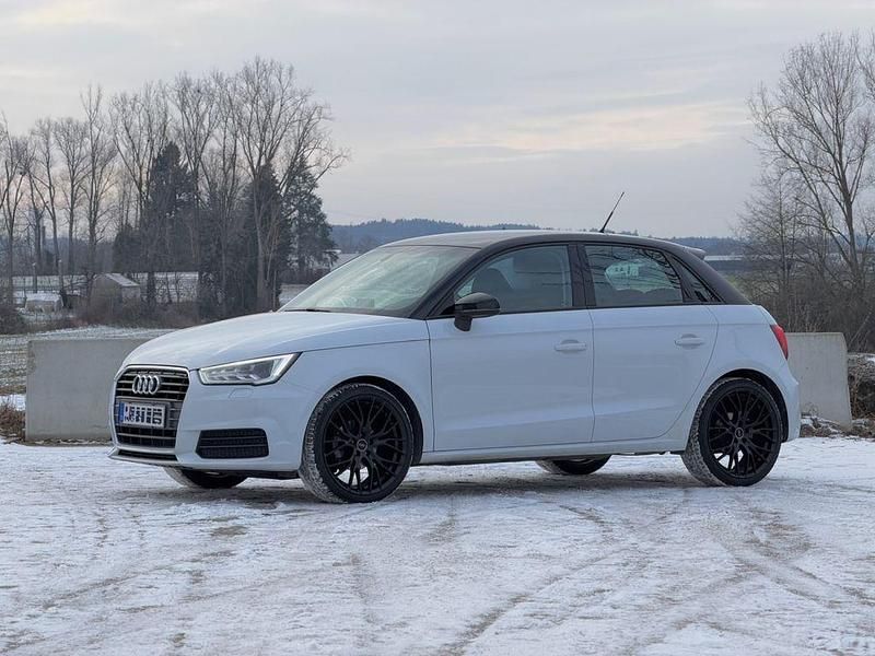 Weiß Gebraucht 2016 Audi A1 Sportback Design Kleinwagen | 11.000 € (Fairer Preis) - Bild 1/4