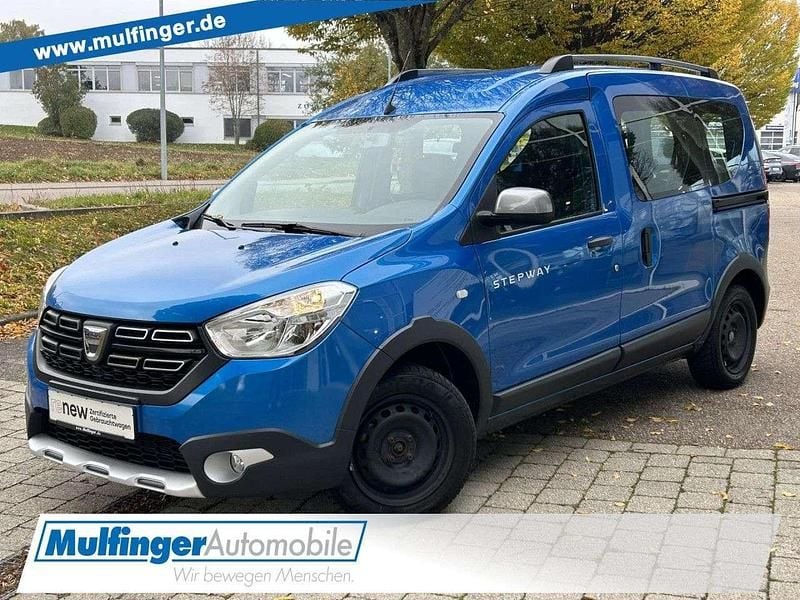 Blau Gebraucht 2020 Dacia Dokker Stepway Kombi | 14.990 € (Guter Preis) - Bild 1/4