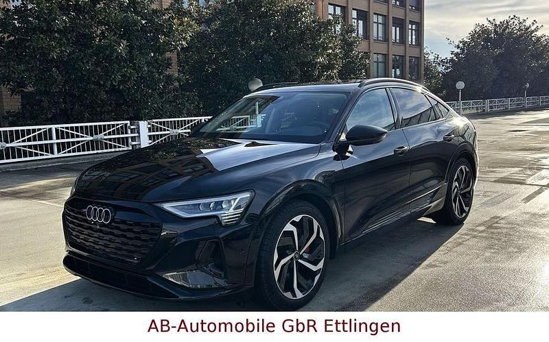 Gebraucht Audi Q8 e-tron Advanced 300 kW (408 PS) 2023 Schwarz SUV