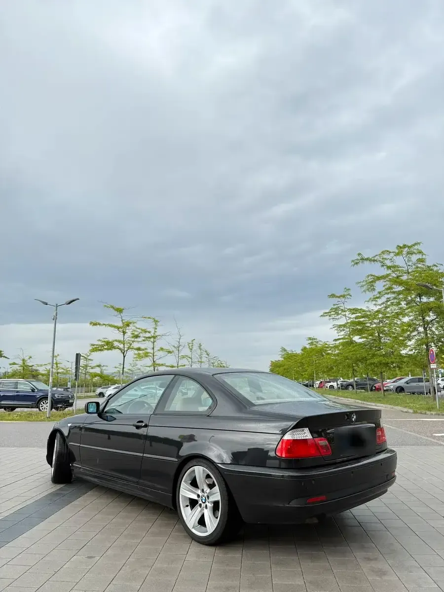Gebraucht BMW 320 150 PS (110 kW) 2004 Schwarz Coupé