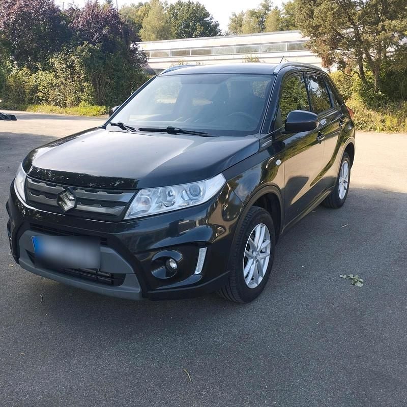Schwarz Gebraucht 2015 Suzuki Vitara SUV | 8.600 € (Guter Preis) - Bild 1/4