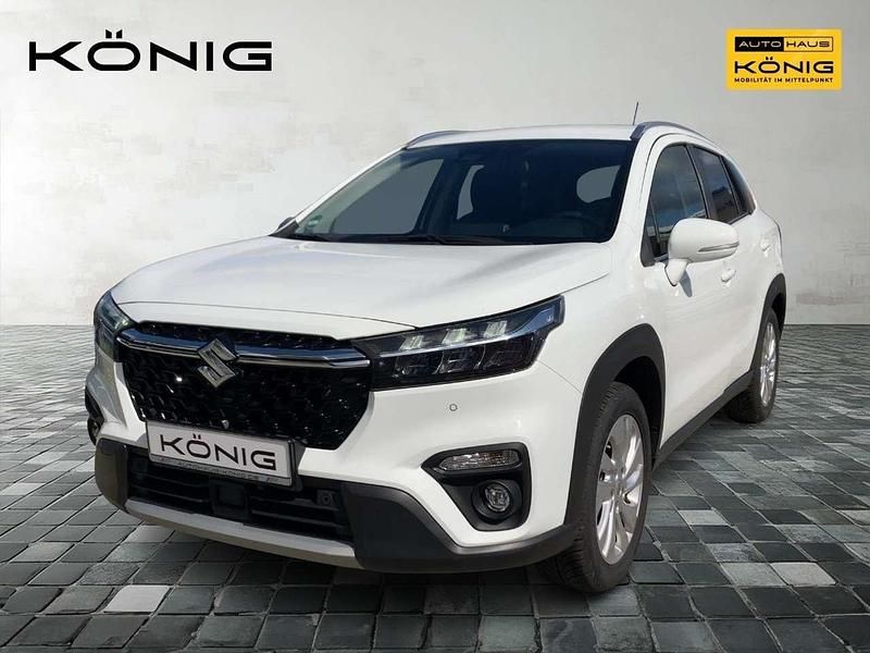Weiß Gebraucht 2024 Suzuki SX4 S-Cross Comfort SUV | 23.790 € (Fairer Preis) - Bild 1/4