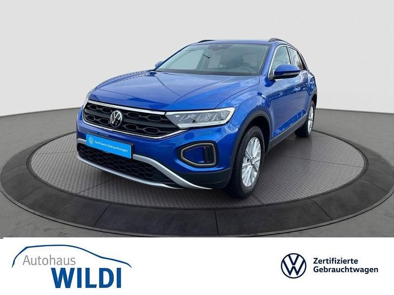 Blau Gebraucht 2022 VW T-Roc Life SUV | 21.330 € (Fairer Preis) - Bild 1/3