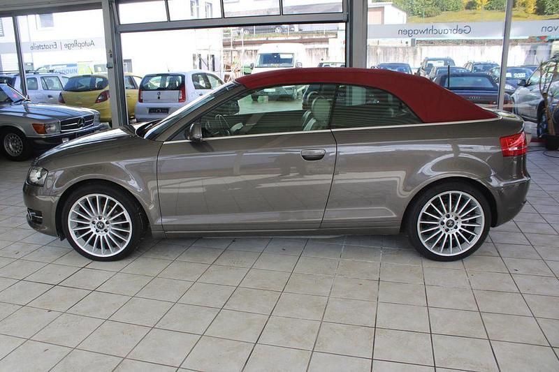 Gebraucht Audi A3 Cabriolet Ambition 105 PS (77 kW) 2011 Grau Cabrio