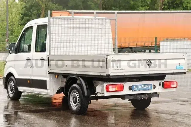 Gebraucht VW Crafter 140 PS (102 kW) 2023 Candyweiß Van