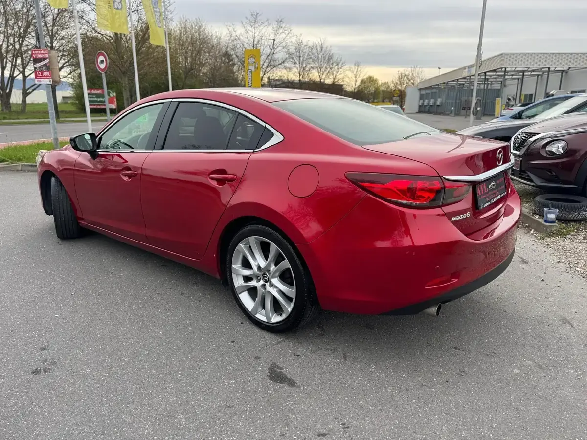 Gebraucht Mazda 6 Prime-Line 150 PS (110 kW) 2013 Rot Limousine