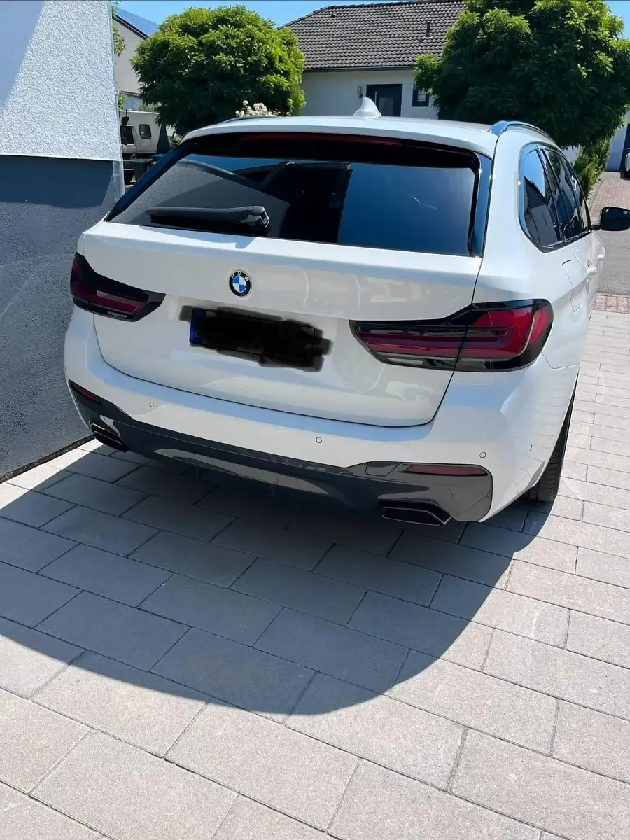 Gebraucht BMW 530 M Sport 286 PS (210 kW) 2020 Weiß Kombi