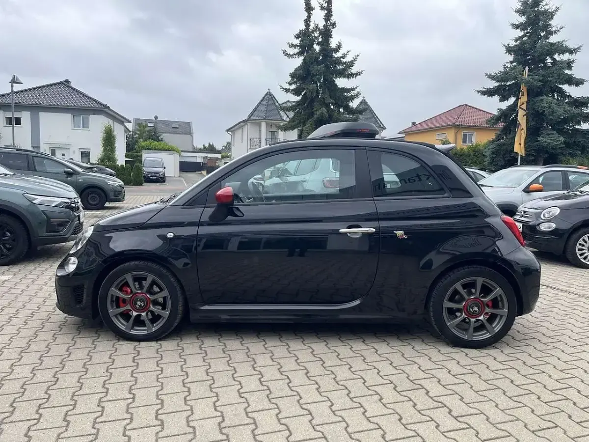Gebraucht Abarth 595C 165 PS (121 kW) 2023 Schwarz Cabrio