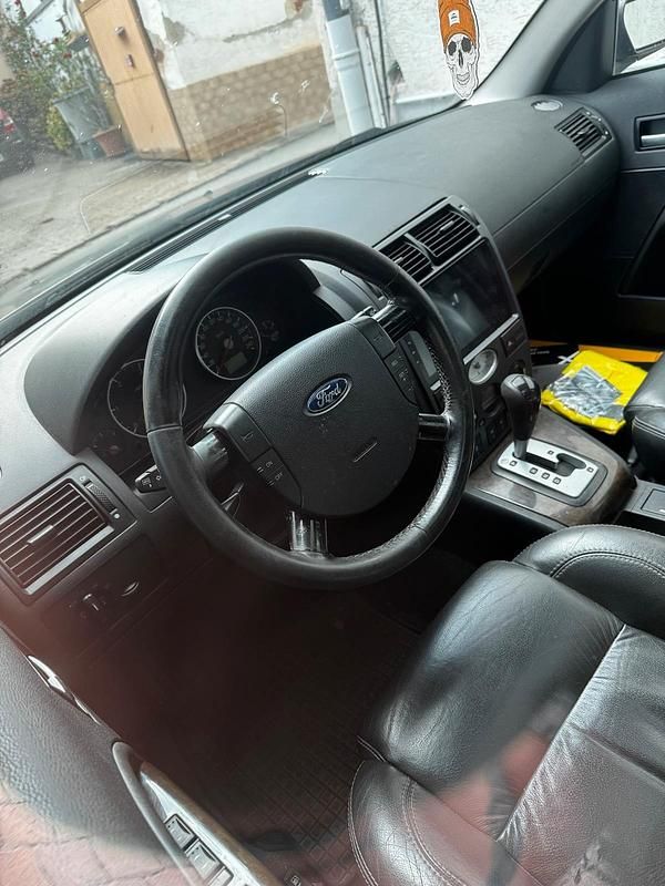 Gebraucht Ford Mondeo 155 PS (114 kW) 2006 Schwarz Kombi