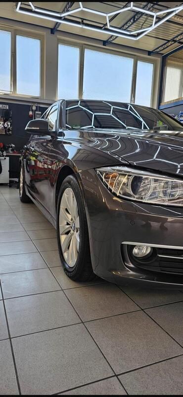 Gold Gebraucht 2012 BMW 320 Limousine | 10.000 € (Guter Preis) - Bild 1/4