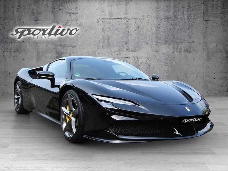 Gebraucht Ferrari SF90 999 PS (734 kW) 2022 Schwarz