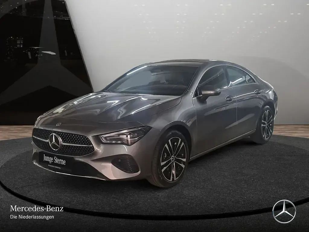 Gebraucht Mercedes CLA200 Advanced Plus 163 PS (119 kW) 2025 Grau Limousine