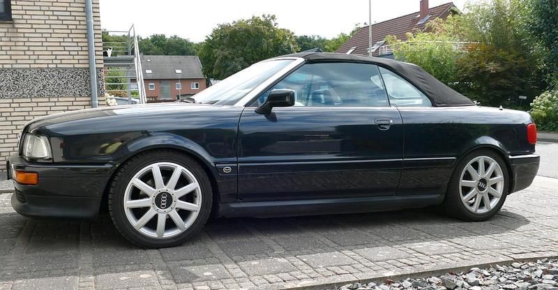 Schwarz Gebraucht 1994 Audi 80 Cabrio | 6.950 € - Bild 1/4