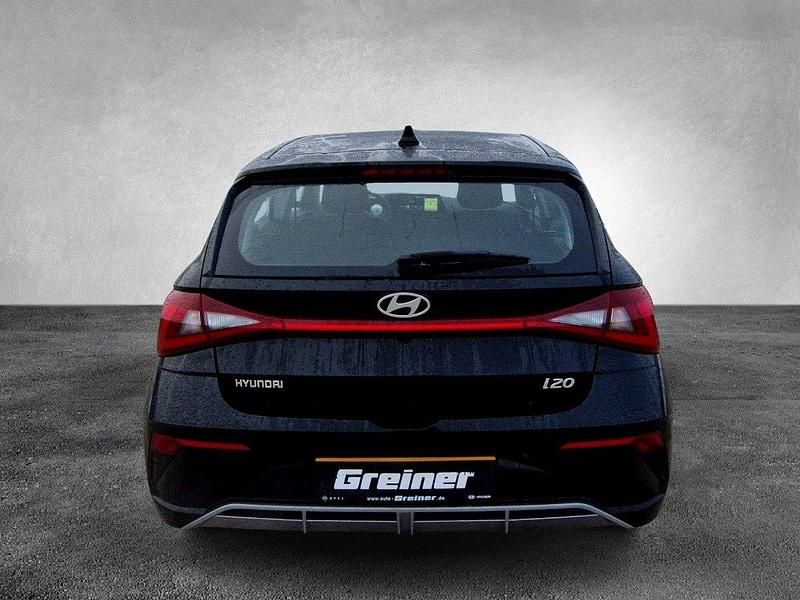 Gebraucht Hyundai i20 Trend 101 PS (74 kW) 2026 Phantom black Kleinwagen