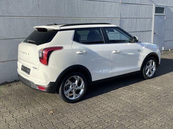 Gebraucht Ssangyong (KGM) Tivoli 163 PS (119 kW) 2024 Waa grand white (solid) SUV