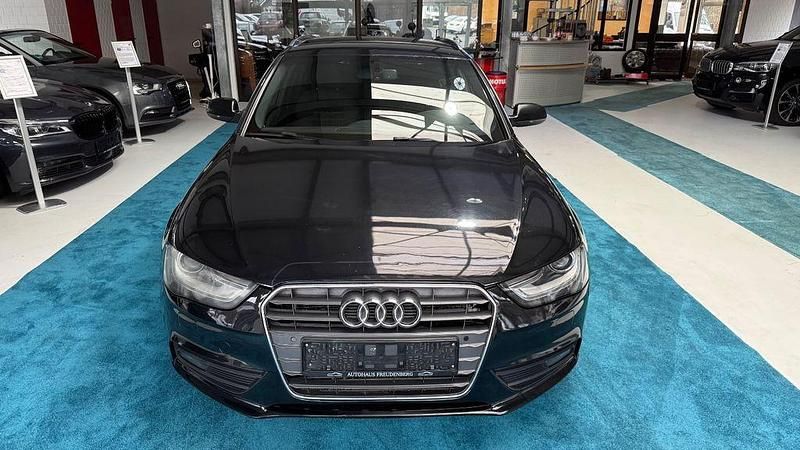 Gebraucht Audi A4 Ambition 204 PS (150 kW) 2012 Schwarz Kombi