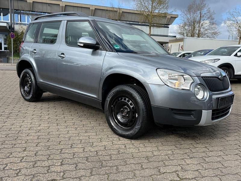 Gebraucht Skoda Yeti 110 PS (80 kW) 2011 Grau SUV
