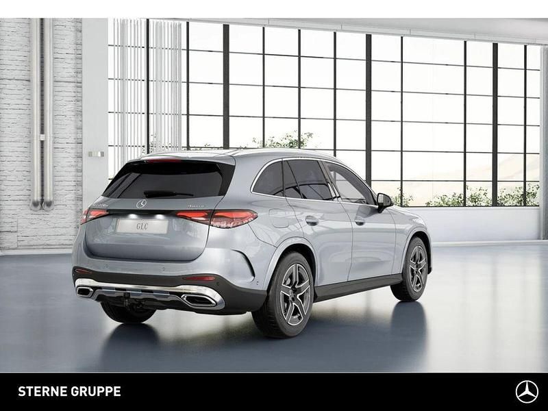 Gebraucht Mercedes GLC220 AMG line 197 PS (144 kW) 2025 Lack hightechsilber SUV